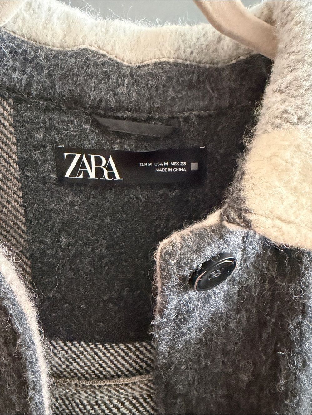 ZARA Plaid Button Jacket - Picture 3 of 6